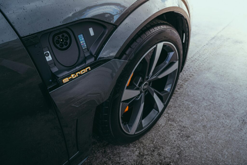 EV