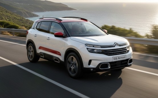 Citroën C5 Aircross 2025: ₹39.99 लाख एक मजबूत 2L डीजल इंजन, मिड-साइज SUV आकर्षक डिजाइन और विशाल इंटीरियर
